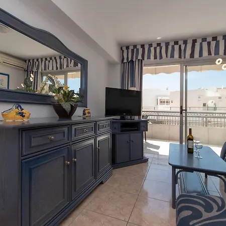 Santa Maria 67 - Two Bed * Адехе