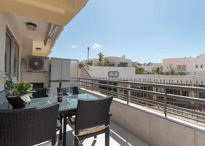 Apartamento Santa Maria 67 - Two Bed *